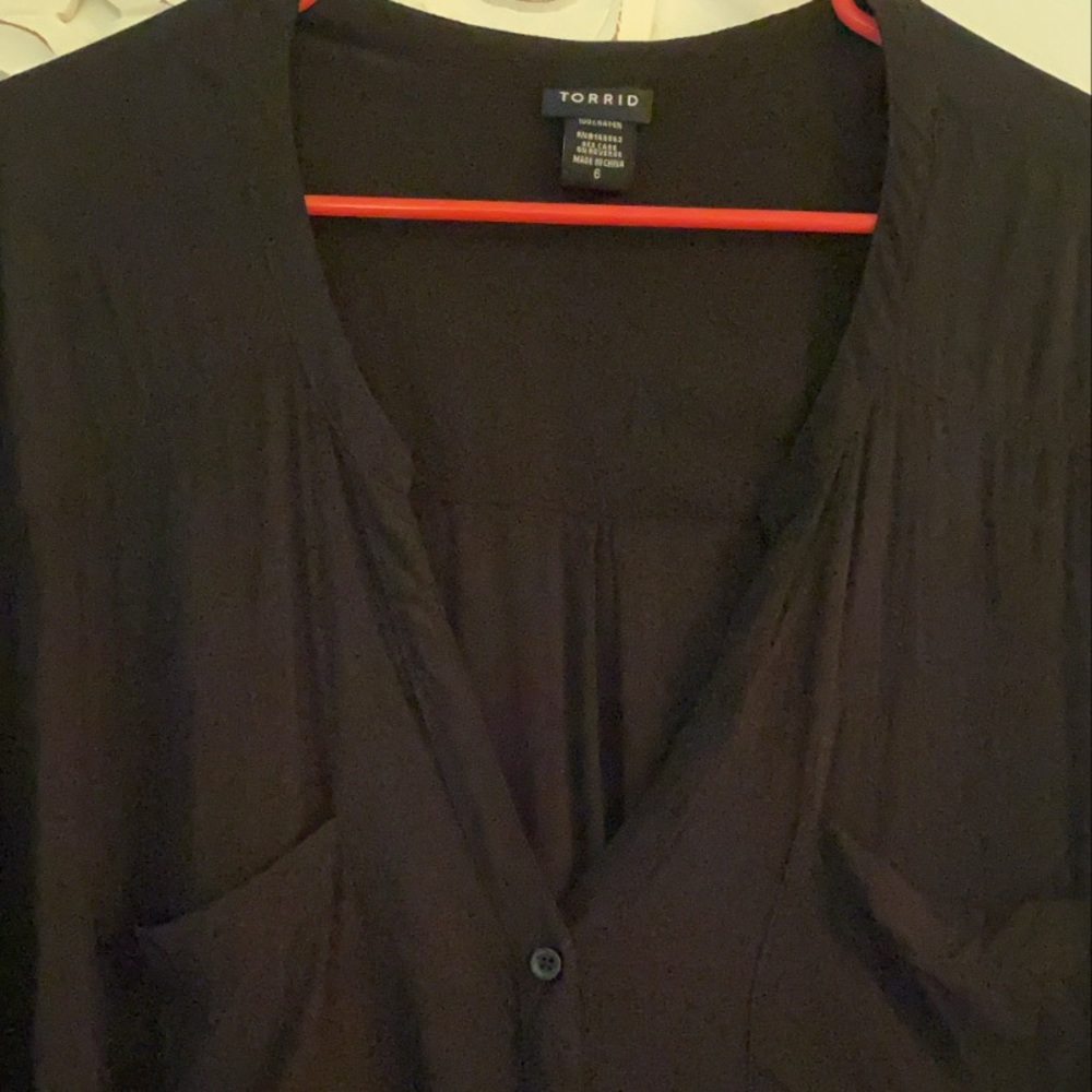 Black button down w pockets torrid size 6